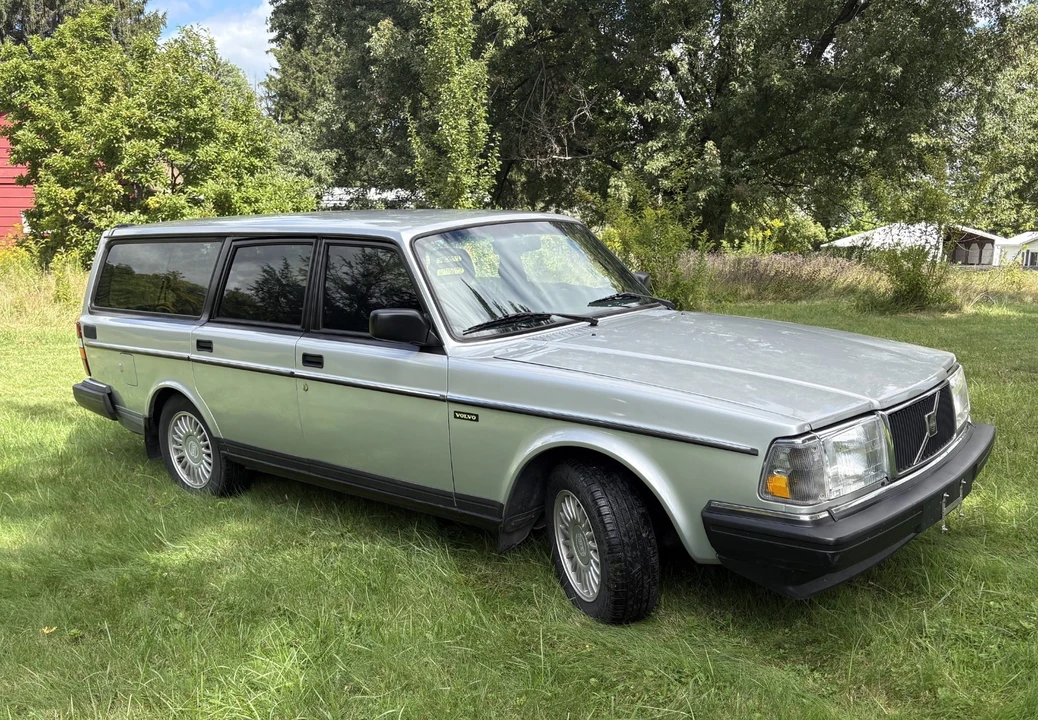1992 Volvo 244 - Image 6 of 31