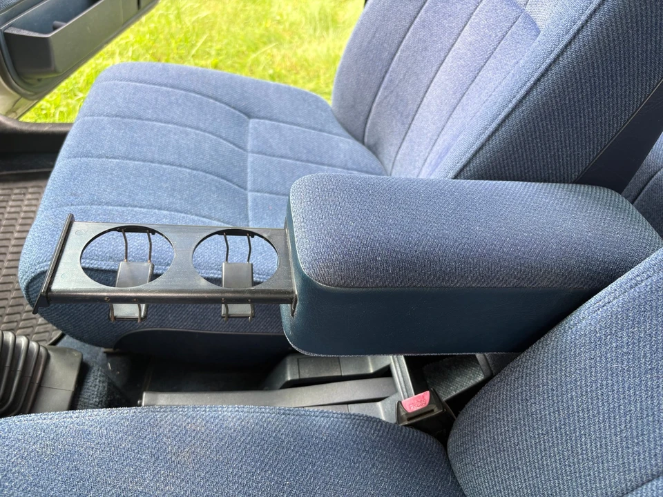 1992 Volvo 244 - Image 11 of 31