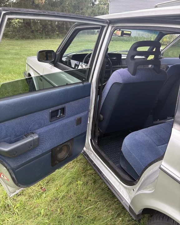 1992 Volvo 244 - Image 10 of 31