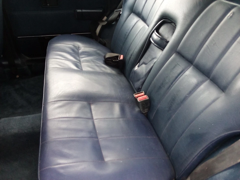 1992 Volvo 244 - Image 10 of 21