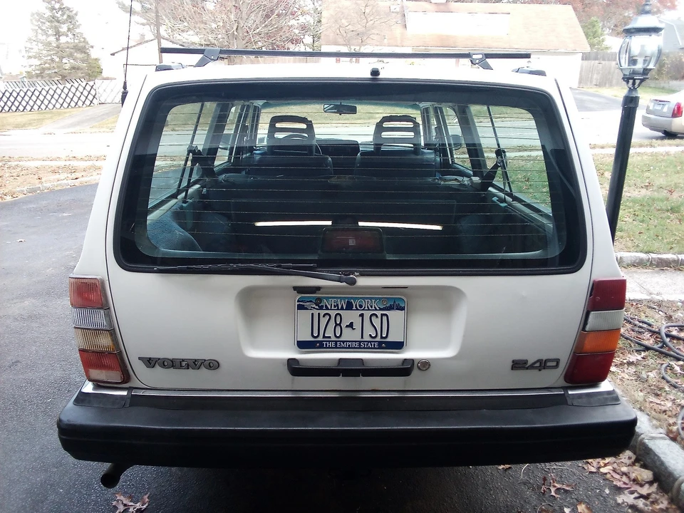 1992 Volvo 244 - Image 5 of 21
