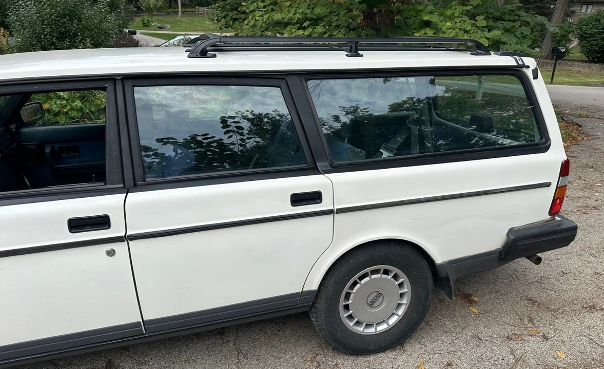 1992 Volvo 200 Series - Image 6 of 21