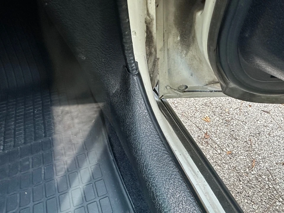 1992 Volvo 200 Series - Image 15 of 21