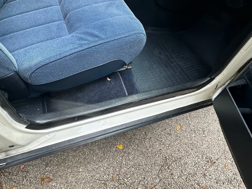 1992 Volvo 200 Series - Image 13 of 21