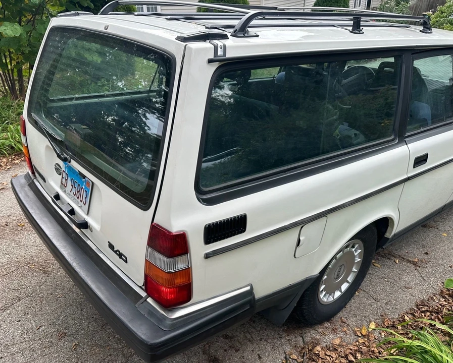 1992 Volvo 200 Series - Image 8 of 21