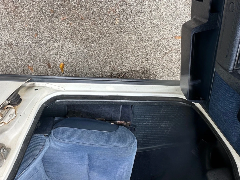 1992 Volvo 200 Series - Image 12 of 21