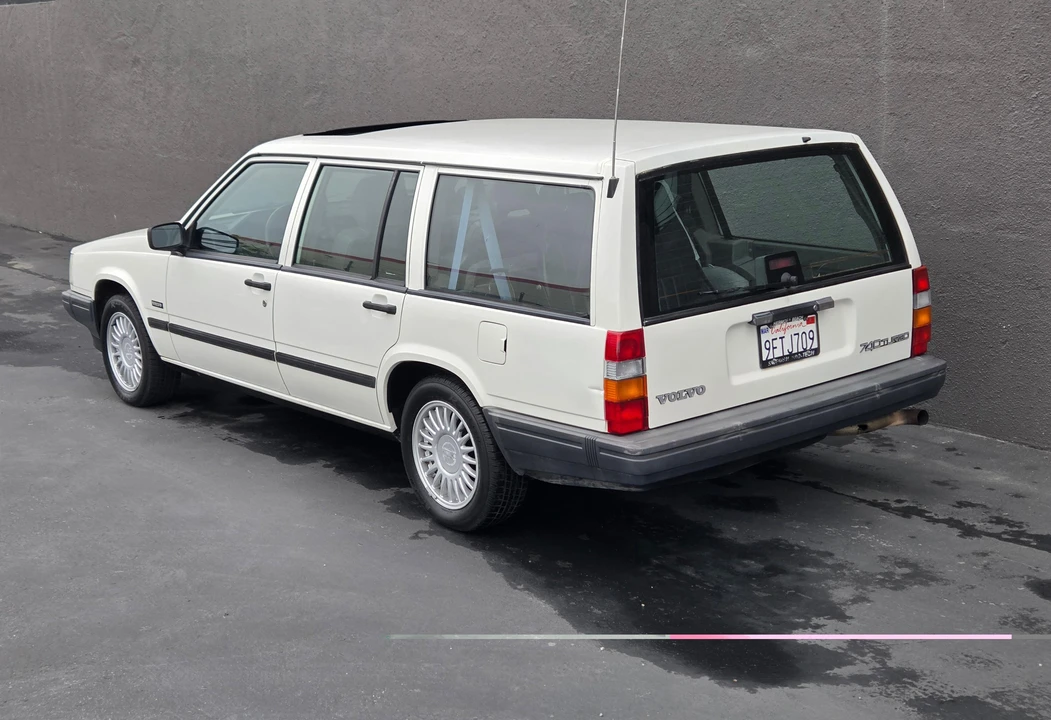 1992 Volvo 740 - Image 10 of 31
