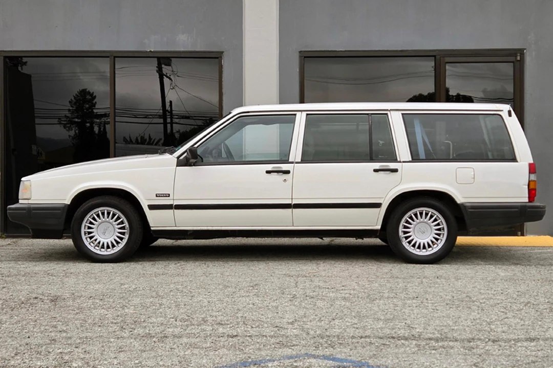 1992 Volvo 740 - Image 3 of 31