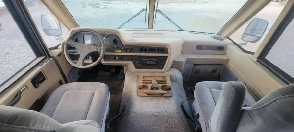 1992 Winnebago - Image 6 of 18