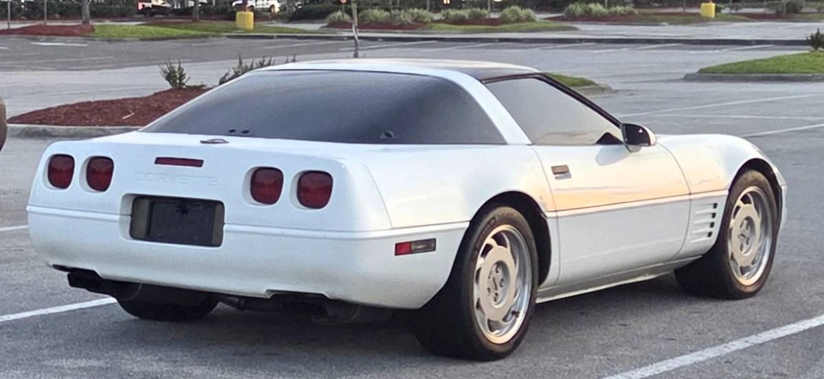 1992 Chevrolet Corvette C4 - Image 9 of 12