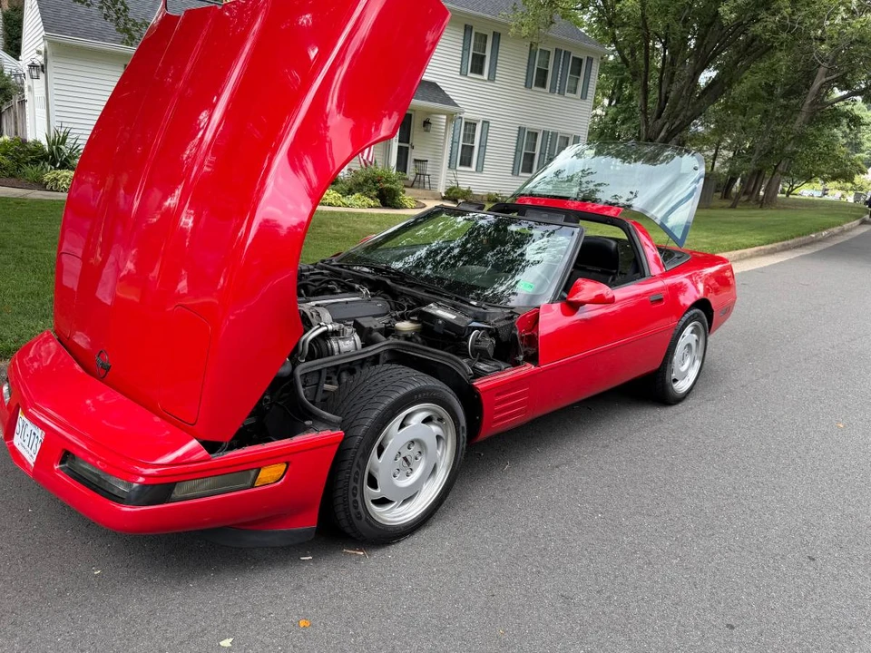 1992 Chevrolet Corvette C4 - Image 18 of 23