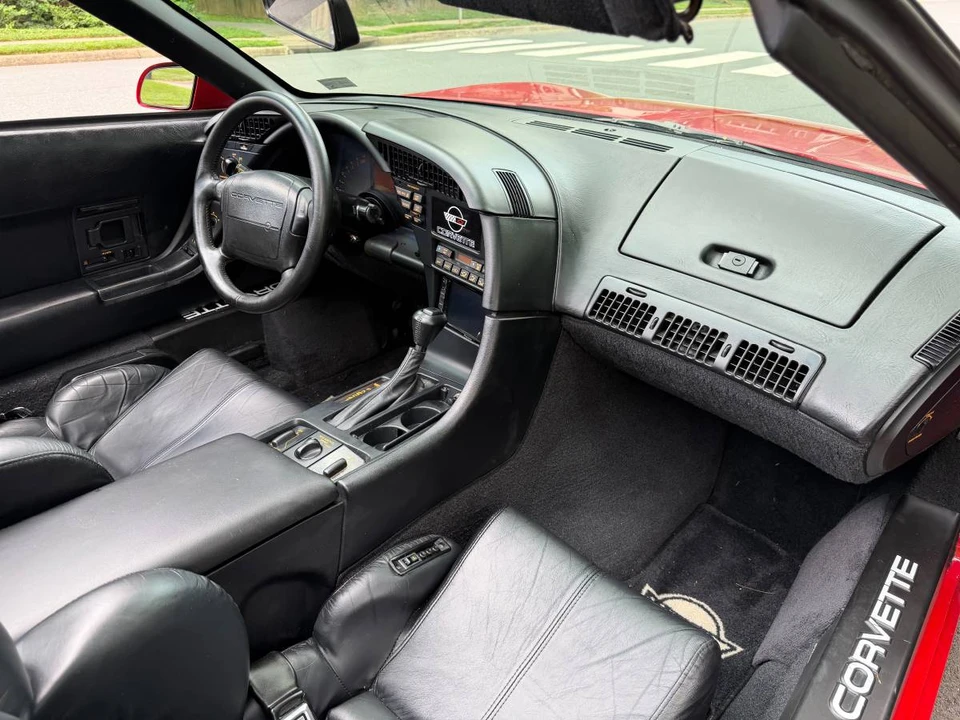1992 Chevrolet Corvette C4 - Image 14 of 23