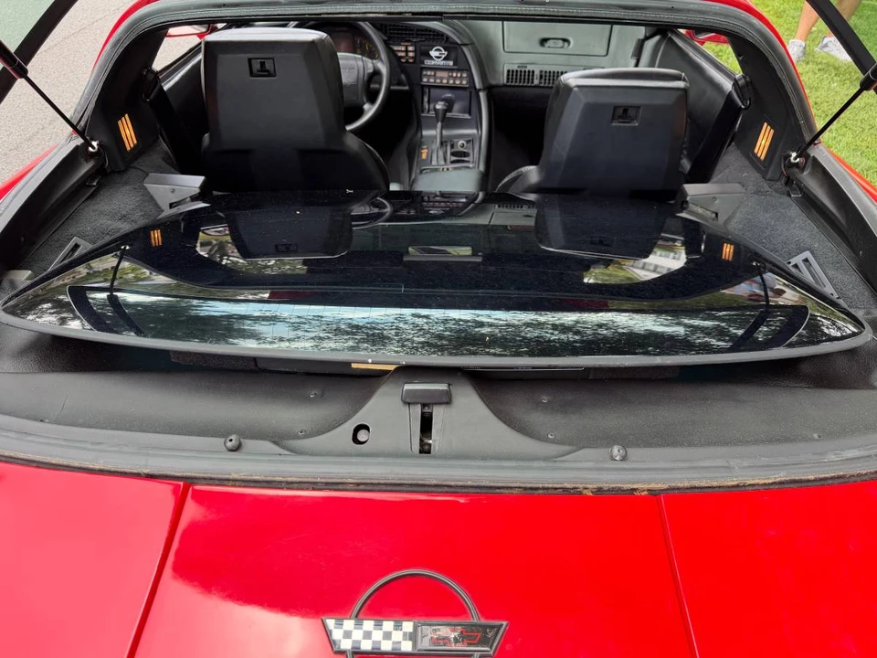 1992 Chevrolet Corvette C4 - Image 19 of 23