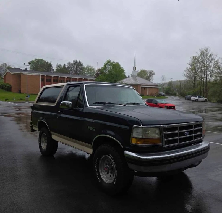 1992 Ford Bronco - Image 2 of 6