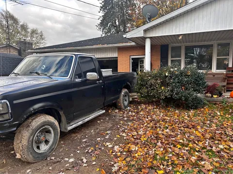 1992 Ford F-150 Custom