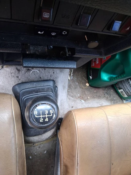 1992 Volvo 245 - Image 4 of 4
