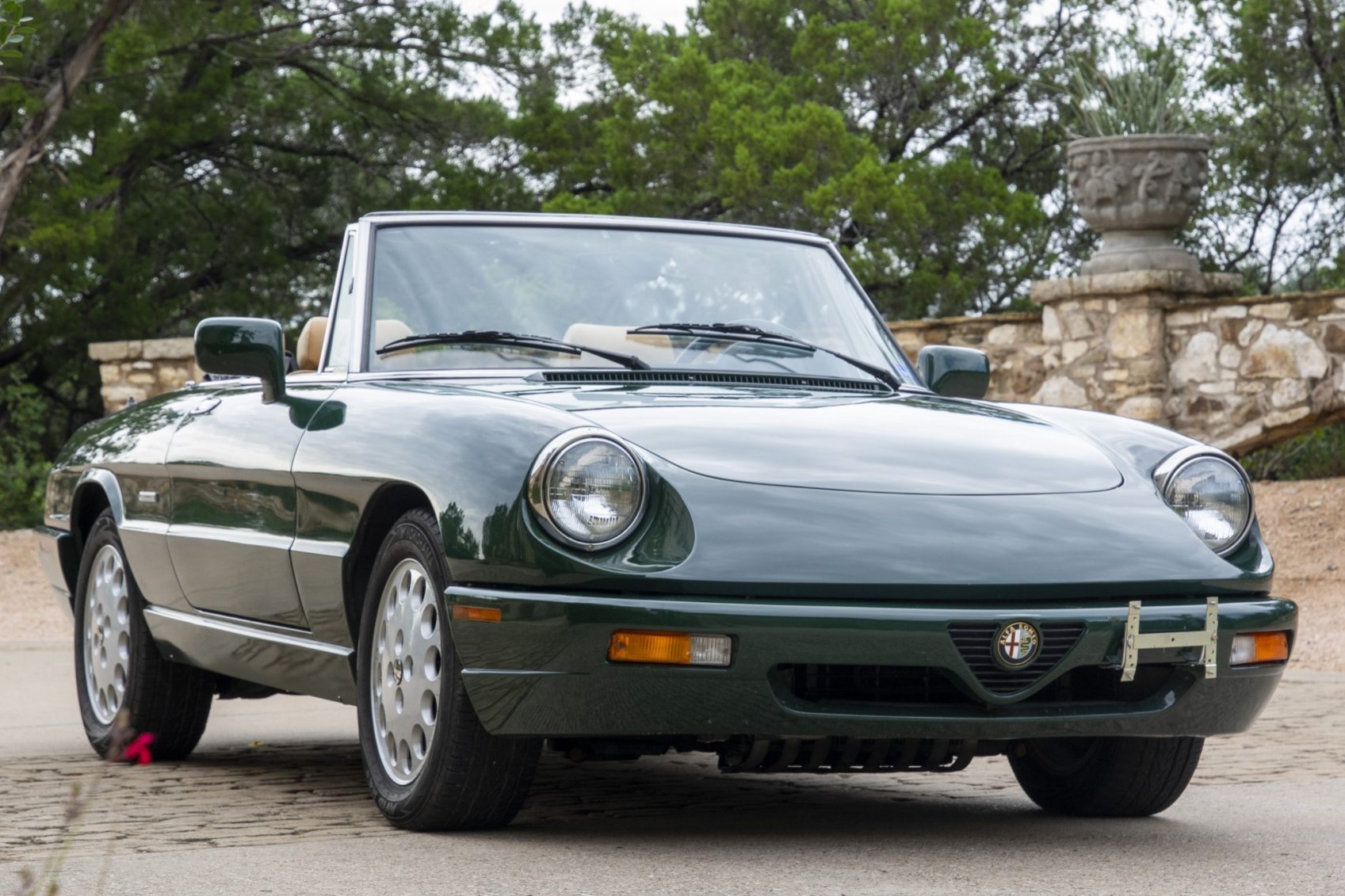1992 Alfa Romeo Spider Veloce