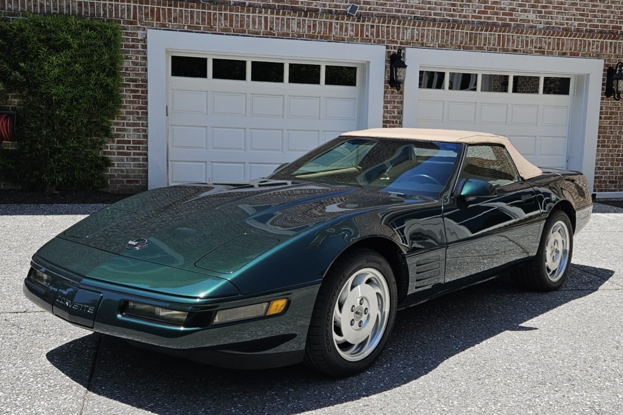 28k-Mile 1992 Chevrolet Corvette Convertible 6-Speed