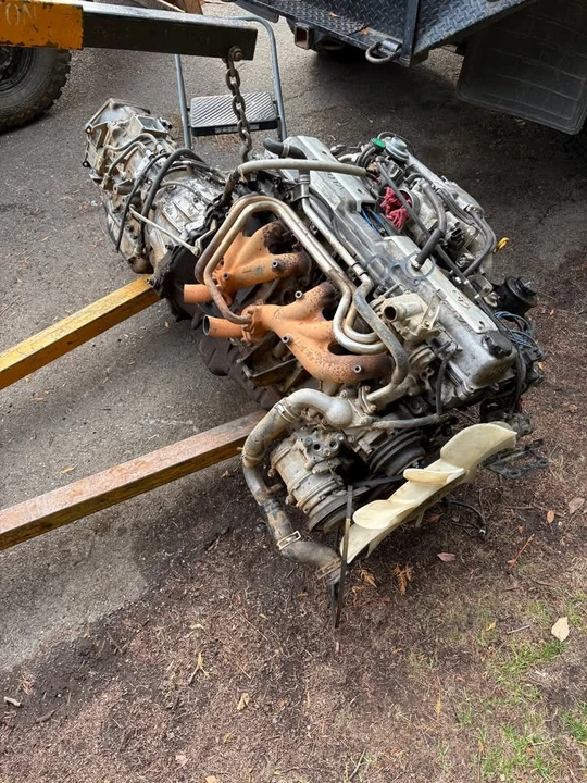 1993 Parts & Memorabilia Engines - Image 3 of 3