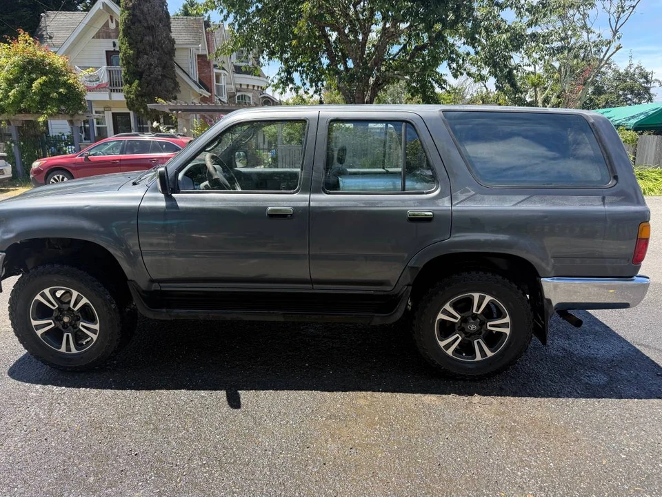 1993 Toyota 4Runner 2nd Gen - Image 7 of 11