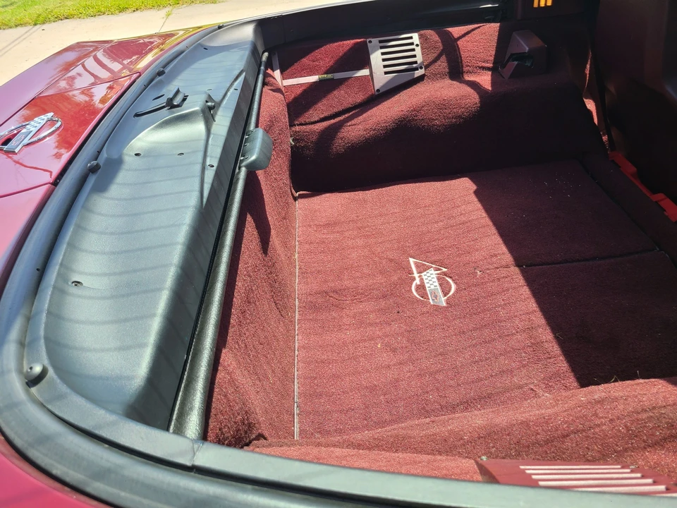 1993 Chevrolet Corvette C4 - Image 12 of 19