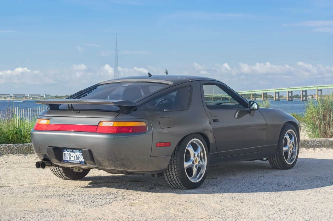1993 Porsche 928 GTS - Image 4 of 18