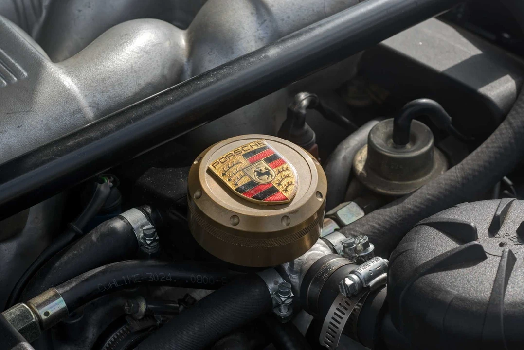 1993 Porsche 928 GTS - Image 9 of 18