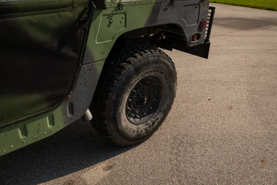 1993 AM General Hummer - Image 14 of 31
