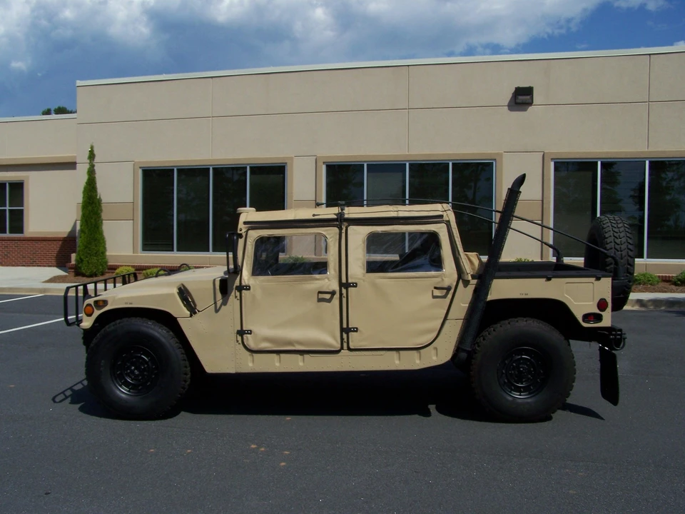 1993 Hummer HMMWV - Image 2 of 31