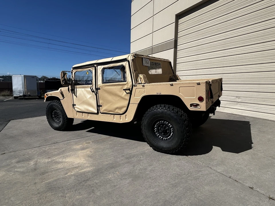1993 Hummer HMMWV - Image 6 of 31