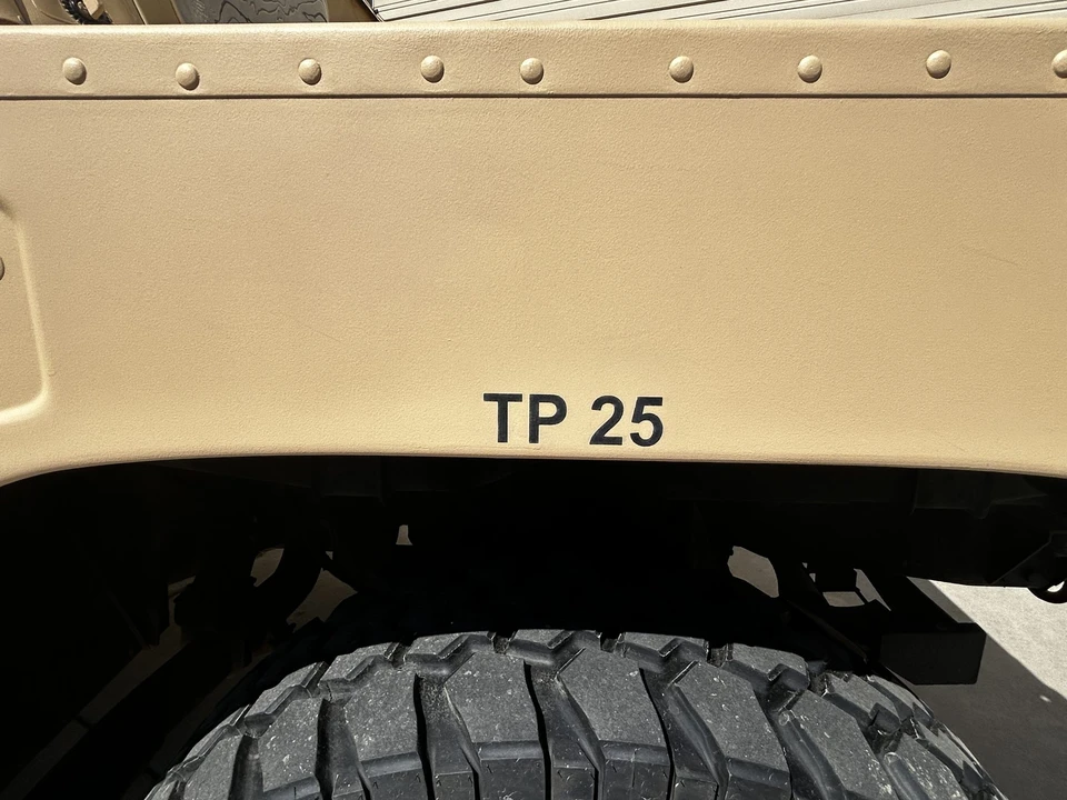 1993 Hummer HMMWV - Image 23 of 31