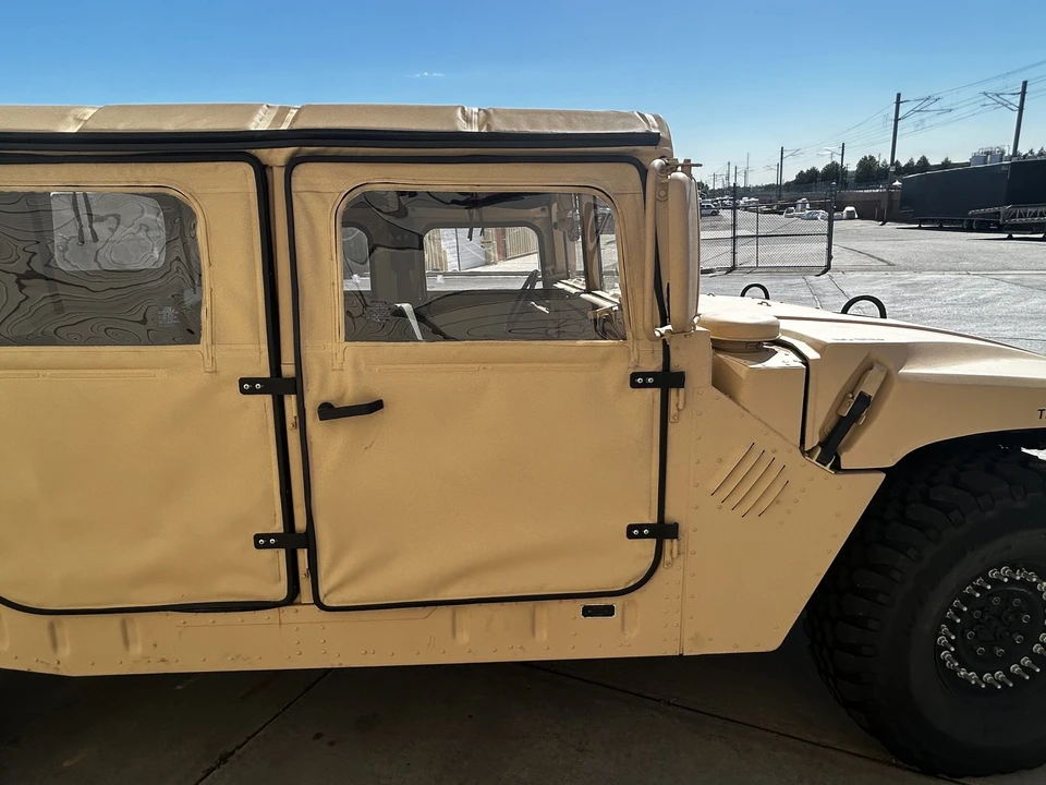 1993 Hummer HMMWV - Image 30 of 31