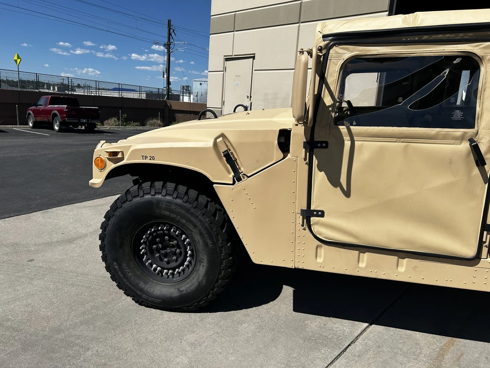 1993 Hummer HMMWV - Image 15 of 31