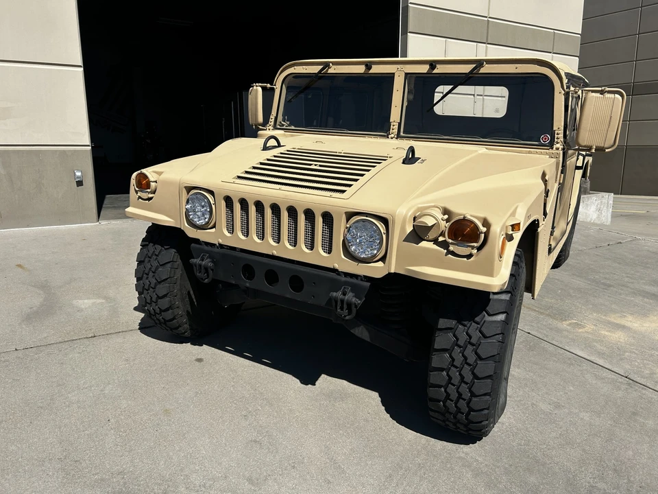 1993 Hummer HMMWV - Image 3 of 31