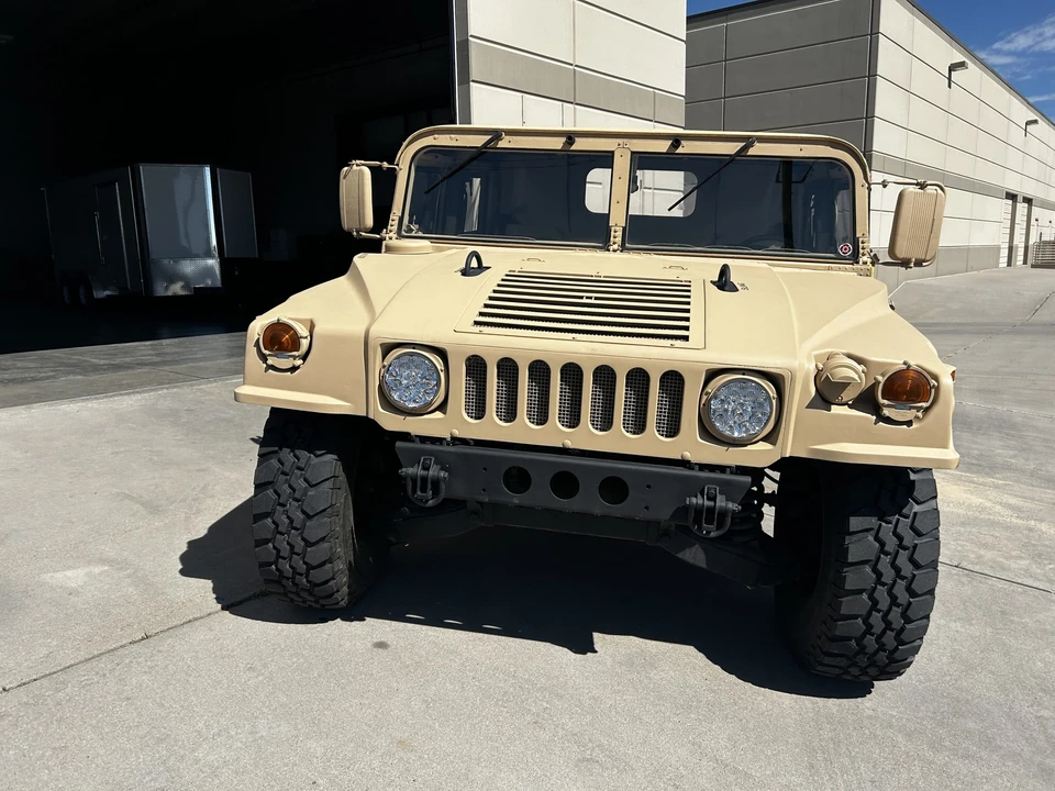 1993 Hummer HMMWV - Image 2 of 31