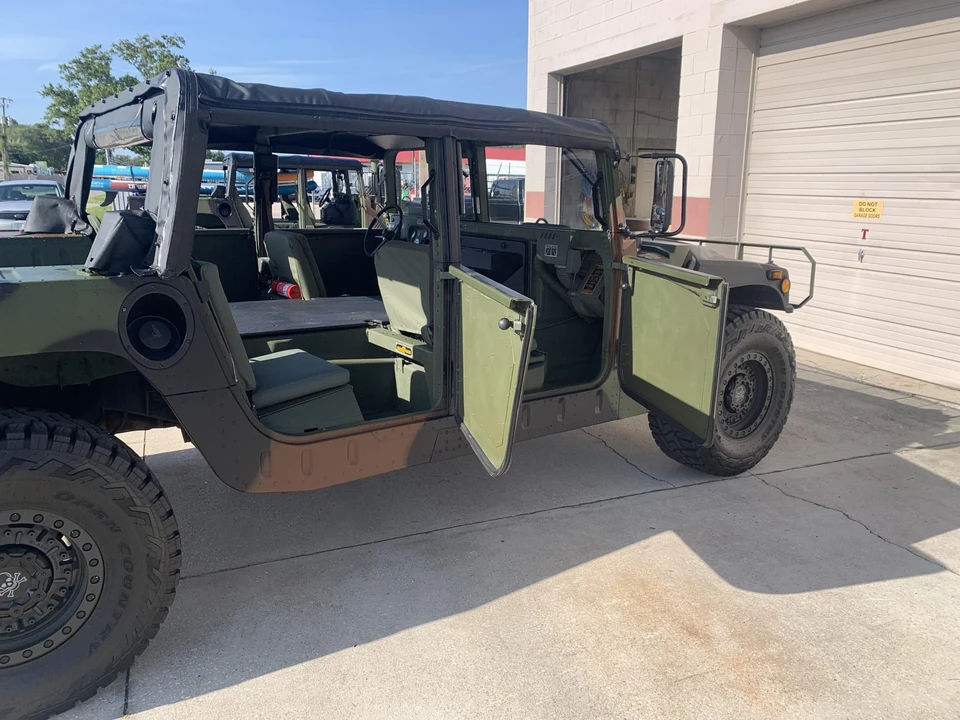 1993 Hummer HMMWV - Image 17 of 31