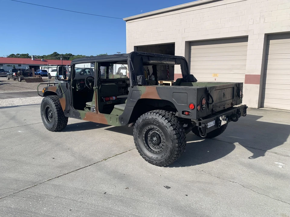 1993 Hummer HMMWV - Image 24 of 31