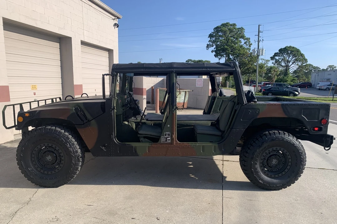 1993 Hummer HMMWV - Image 29 of 31