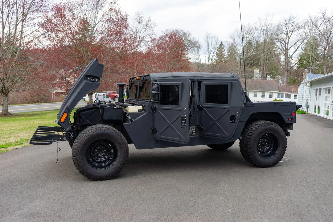 1993 Hummer HMMWV - Image 24 of 31
