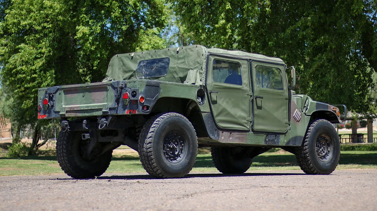 1993 AM General Hummer - Image 8 of 31