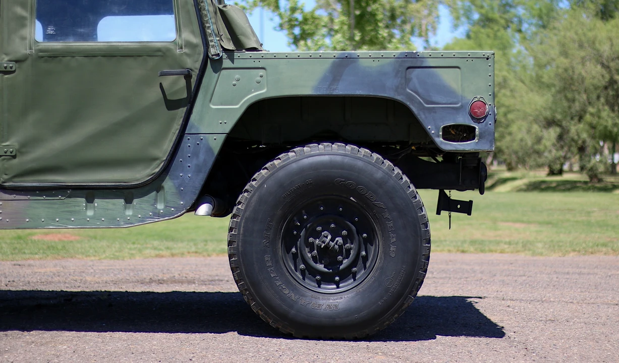 1993 AM General Hummer - Image 29 of 31