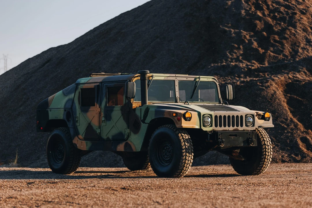 1993 Hummer HMMWV - Image 11 of 31