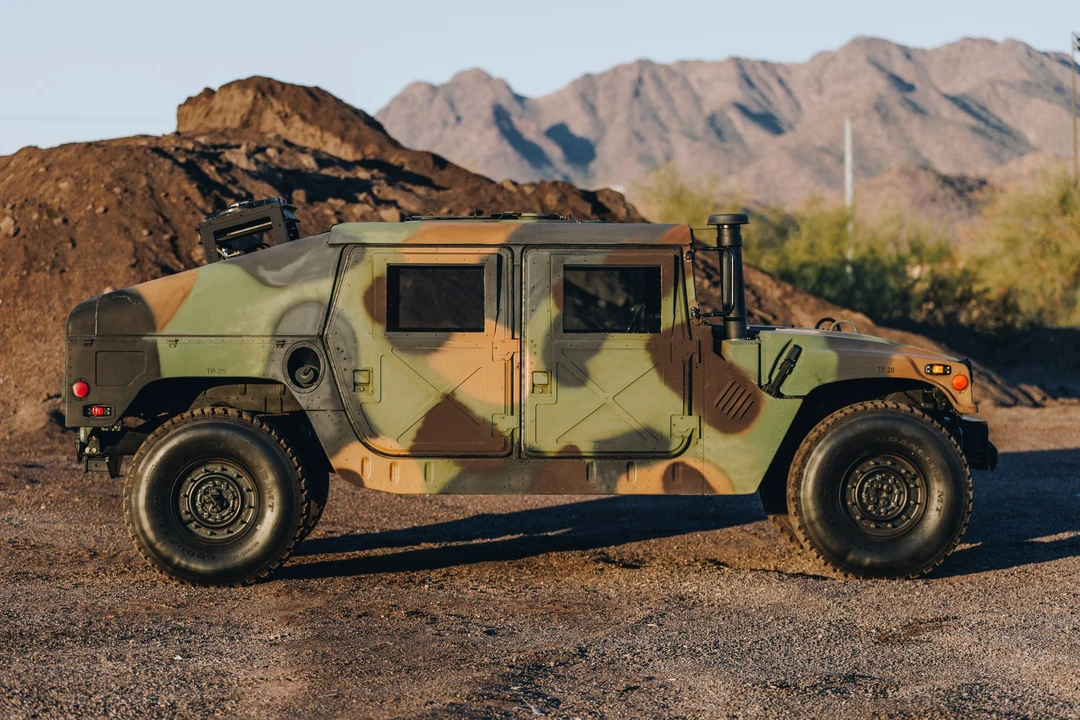 1993 Hummer HMMWV - Image 7 of 31