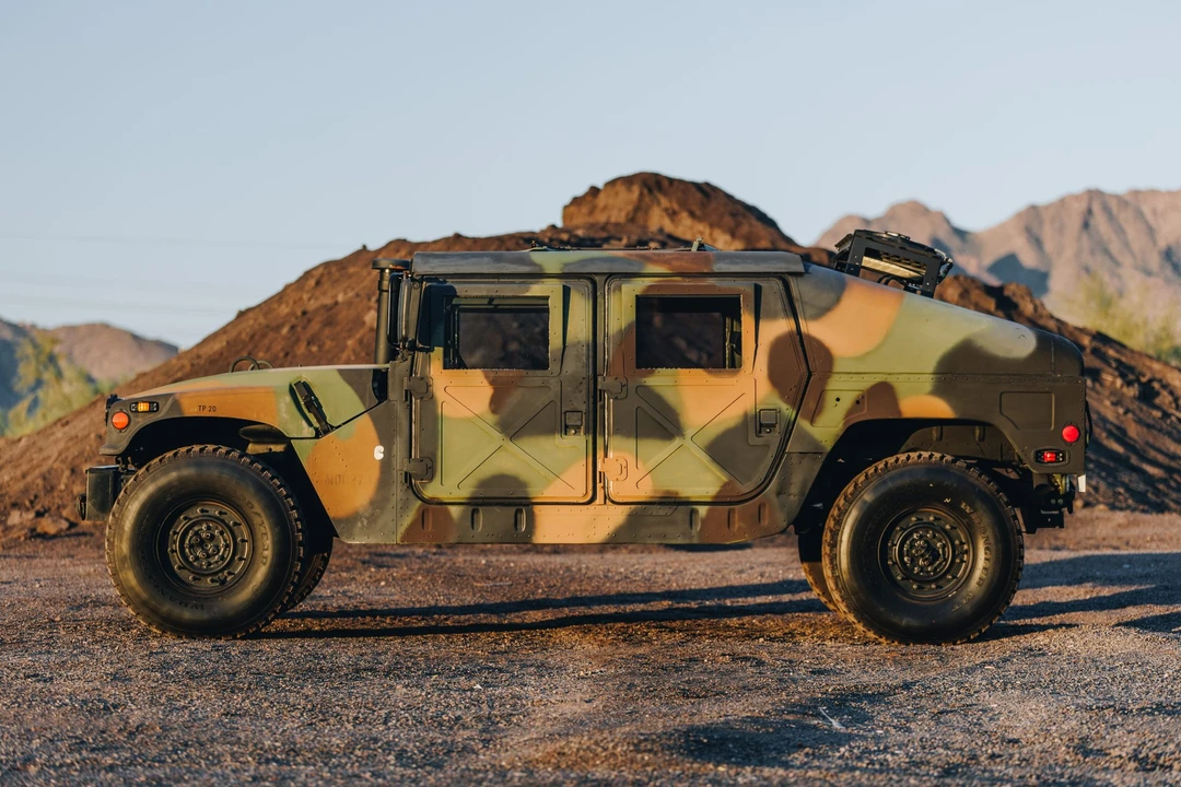 1993 Hummer HMMWV - Image 4 of 31