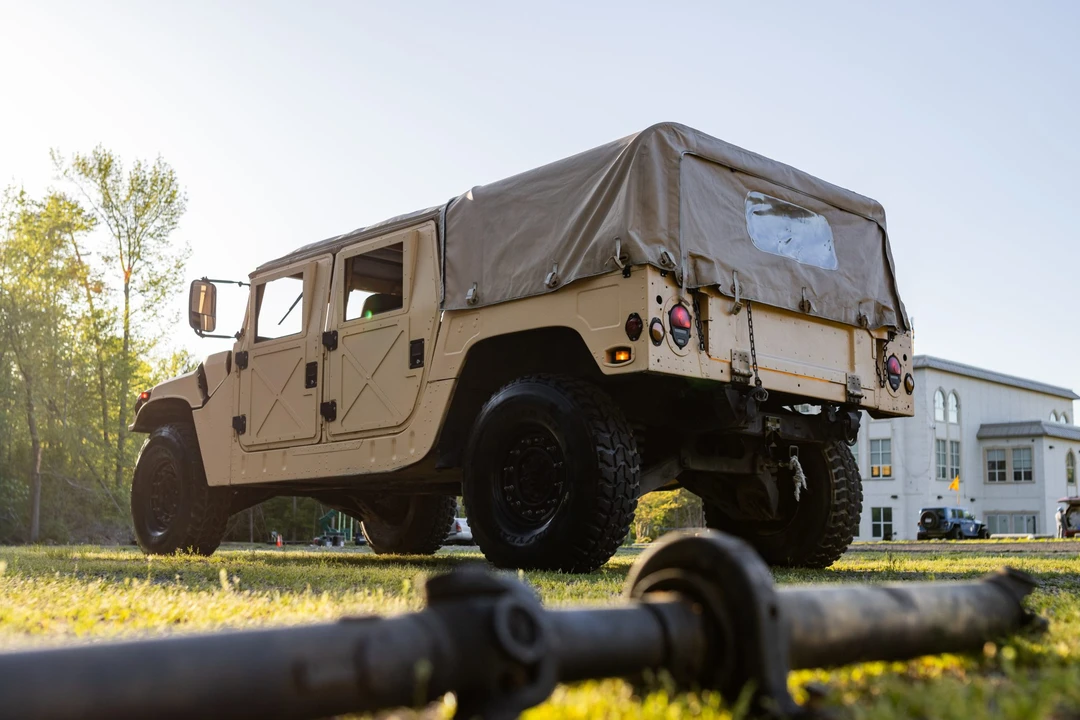 1993 Hummer HMMWV - Image 24 of 31