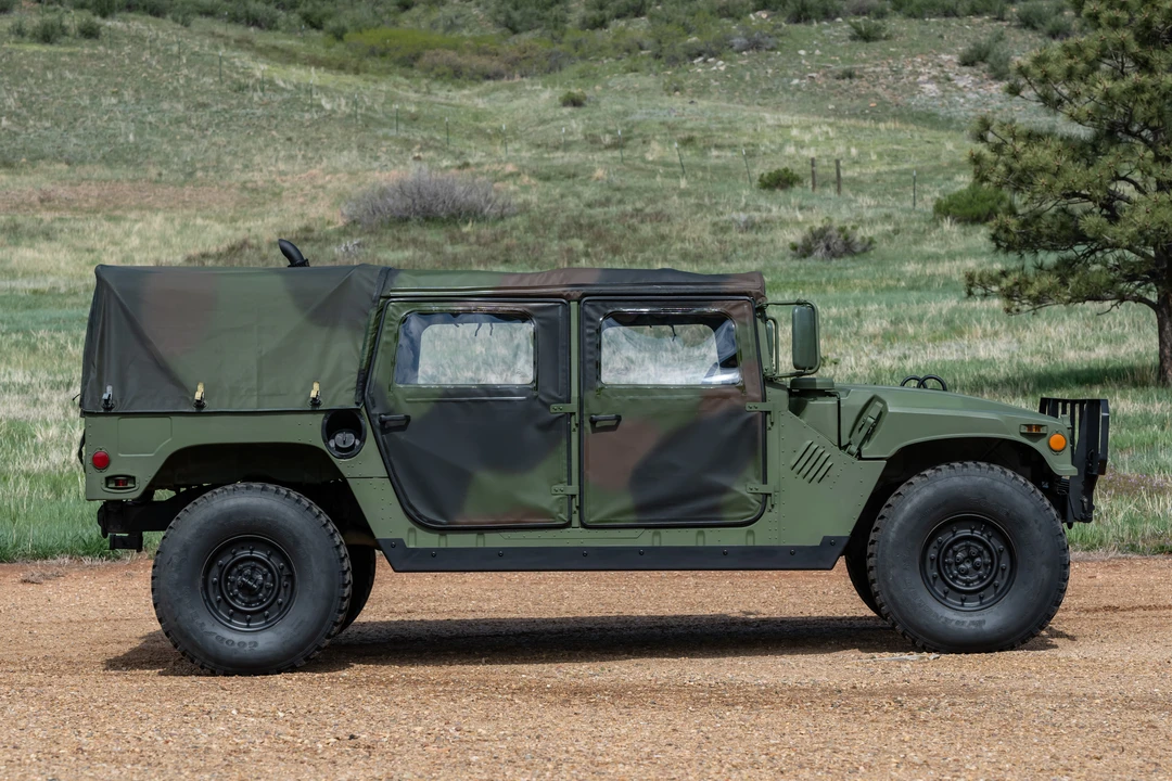1993 Hummer HMMWV - Image 10 of 31