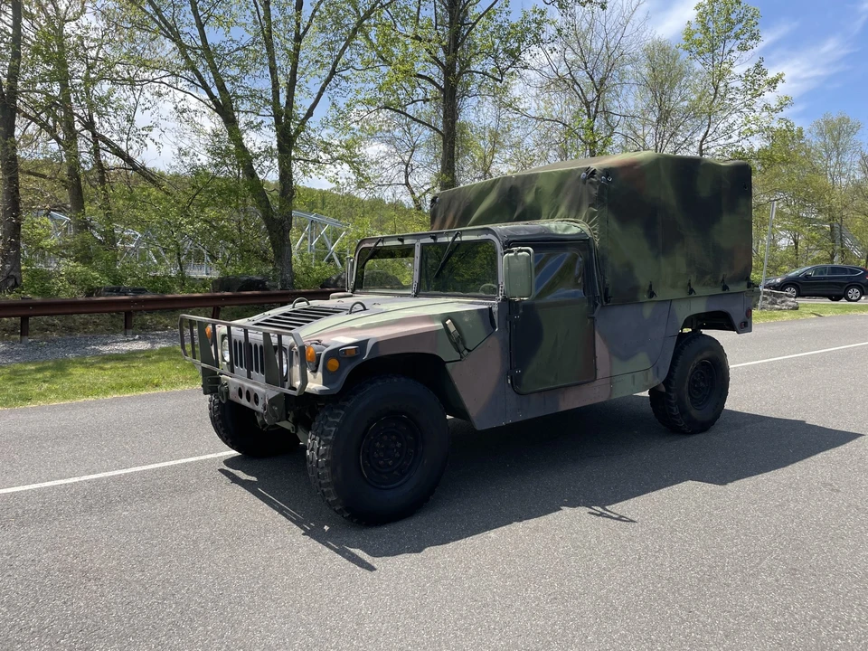 1993 Hummer HMMWV - Image 8 of 31