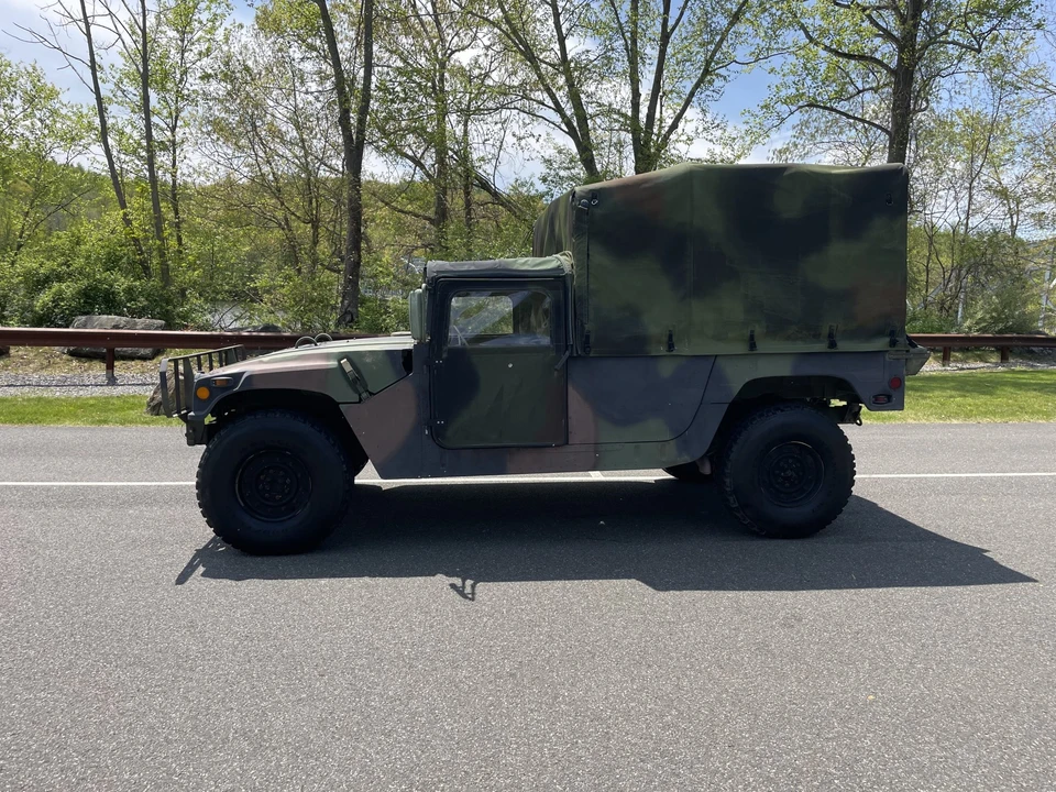 1993 Hummer HMMWV - Image 7 of 31