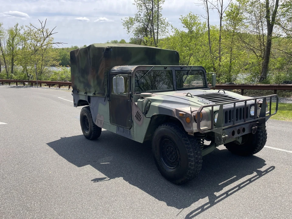 1993 Hummer HMMWV - Image 2 of 31