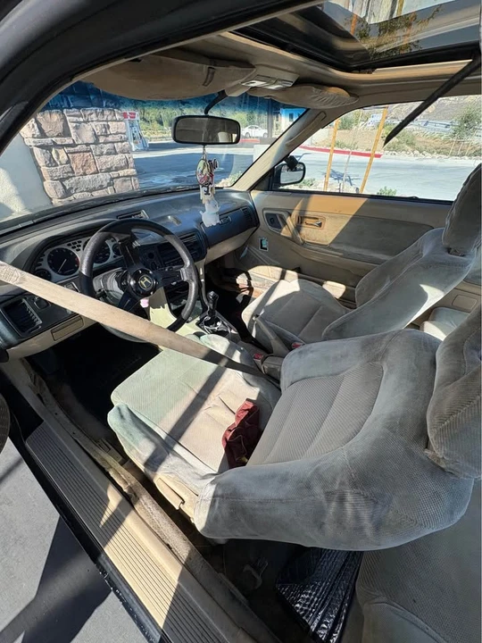 1993 Acura Integra 2nd Gen - Image 6 of 8